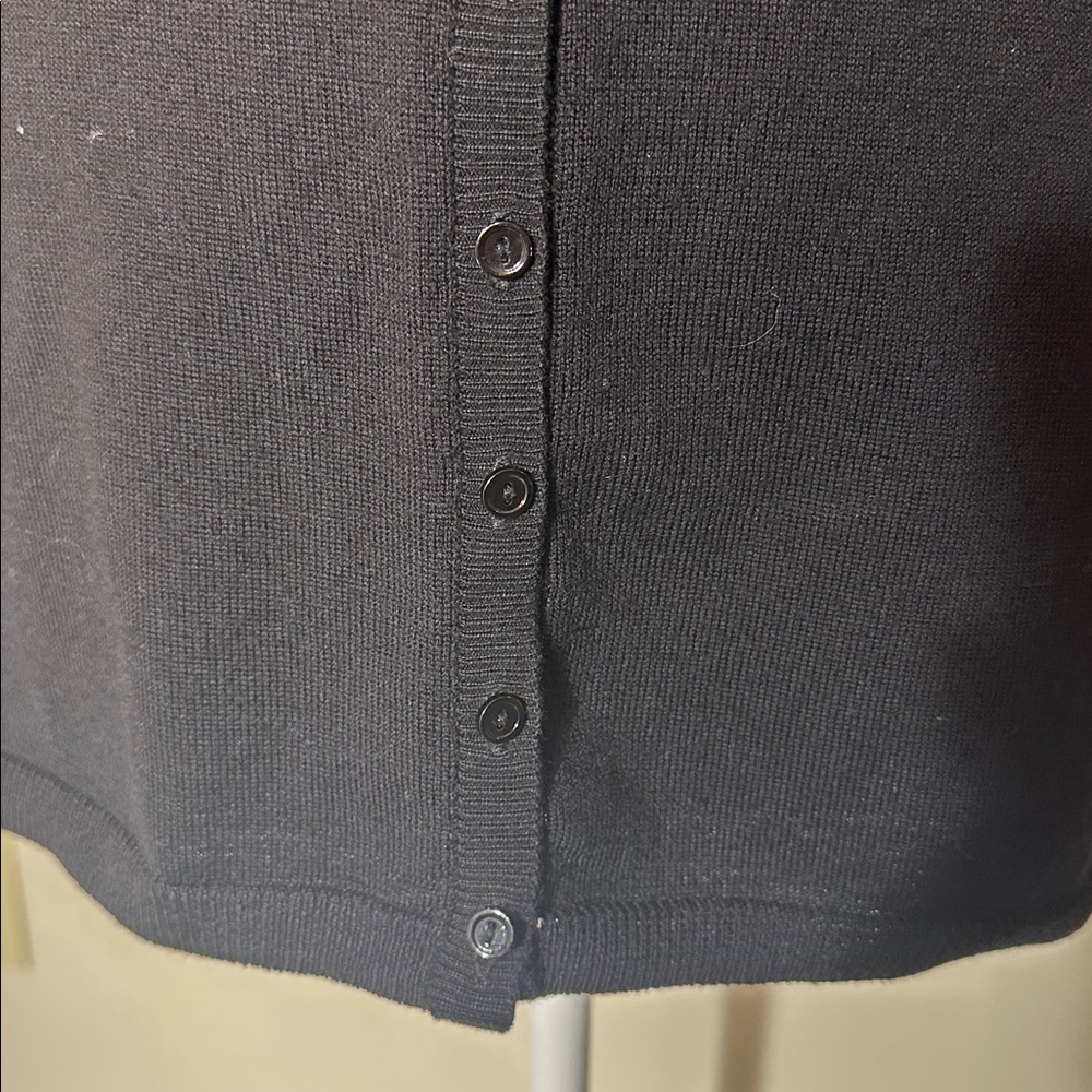 Victor Black V-Neck Button-Up Cardigan - Picture 4 of 7